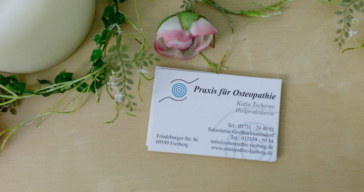 Visitenkarte der Praxis für Osteopathie Katja Tscherny